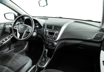 Подержанный автомобиль Hyundai Solaris Sedan 2016 года (9 фото)