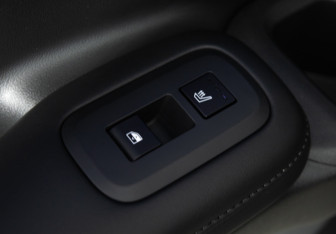 Подержанный автомобиль Hyundai Santa Fe 2024 года (18 фото)