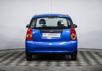 Подержанный автомобиль Kia Picanto 2010 года (6 фото)