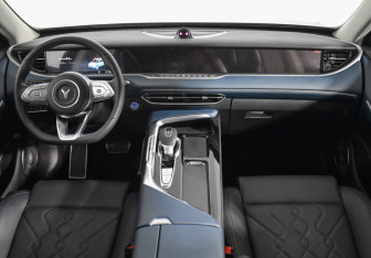 Подержанный автомобиль Voyah Free 2023 года (13 фото)