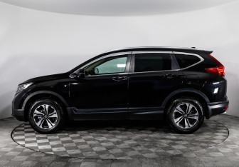 Подержанный автомобиль Honda CR-V 2019 года (8 фото)