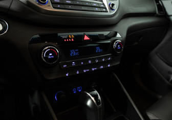 Подержанный автомобиль Hyundai Tucson 2017 года (18 фото)