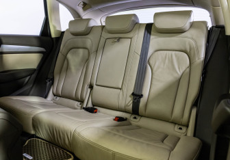 Подержанный автомобиль Audi Q5 2012 года (21 фото)