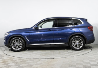 Подержанный автомобиль BMW X3 2019 года (8 фото)