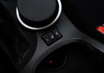 Подержанный автомобиль Toyota Verso 2010 года (17 фото)