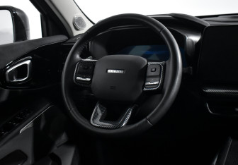 Подержанный автомобиль Haval H3 2024 года (18 фото)