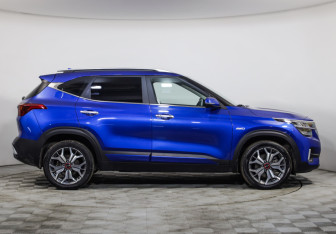 Подержанный автомобиль Kia Seltos 2022 года (4 фото)