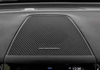 Подержанный автомобиль Volvo XC60 2019 года (23 фото)
