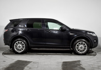 Подержанный автомобиль Land Rover Discovery Sport 2015 года (4 фото)