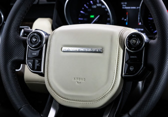 Подержанный автомобиль Land Rover Range Rover Sport 2013 года (13 фото)