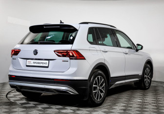 Подержанный автомобиль Volkswagen Tiguan 2019 года (5 фото)