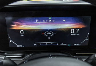Подержанный автомобиль Kia Carnival 2020 года (28 фото)