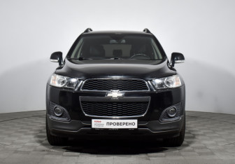 Подержанный автомобиль Chevrolet Captiva 2014 года (2 фото)