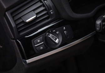 Подержанный автомобиль BMW X4 2014 года (21 фото)