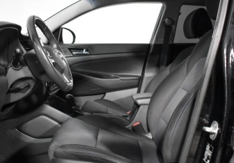 Подержанный автомобиль Hyundai Tucson 2016 года (10 фото)