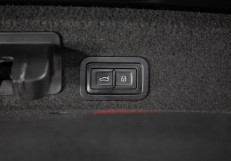 Подержанный автомобиль Audi A6 Sedan 2019 года (34 фото)