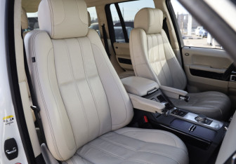 Подержанный автомобиль Land Rover Range Rover 2012 года (31 фото)