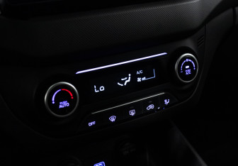 Подержанный автомобиль Hyundai Creta 2020 года (17 фото)