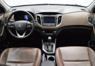 Подержанный автомобиль Hyundai Creta 2019 года (14 фото)