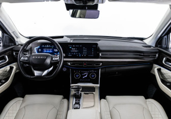 Подержанный автомобиль Exeed VX 2022 года (11 фото)