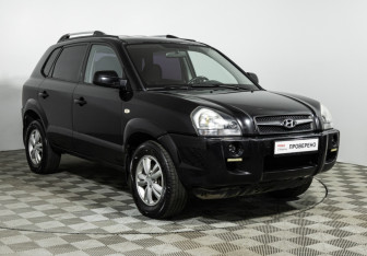 Подержанный автомобиль Hyundai Tucson 2008 года (3 фото)