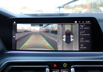 Подержанный автомобиль BMW X5 2020 года (15 фото)