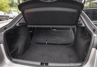 Подержанный автомобиль Skoda Rapid Liftback 2020 года (26 фото)