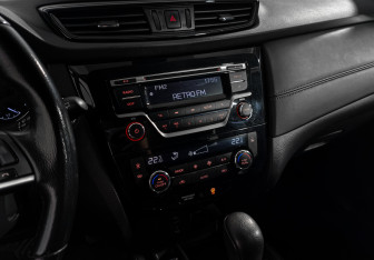 Подержанный автомобиль Nissan X-Trail 2020 года (16 фото)