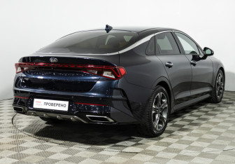Подержанный автомобиль Kia K5 2020 года (5 фото)