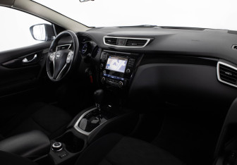 Подержанный автомобиль Nissan Qashqai 2016 года (18 фото)
