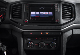 Подержанный автомобиль Volkswagen Amarok 2016 года (16 фото)