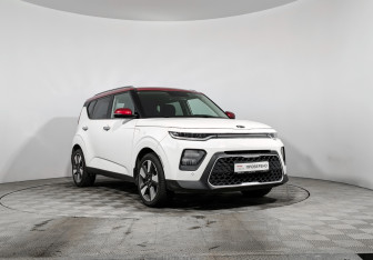 Подержанный автомобиль Kia Soul 2020 года (3 фото)