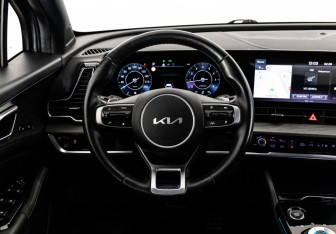 Подержанный автомобиль Kia Sportage 2023 года (14 фото)