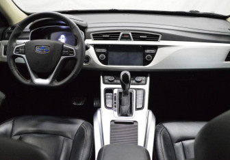 Подержанный автомобиль Geely Atlas 2021 года (14 фото)