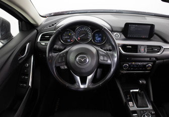Подержанный автомобиль Mazda 6 Sedan 2016 года (10 фото)