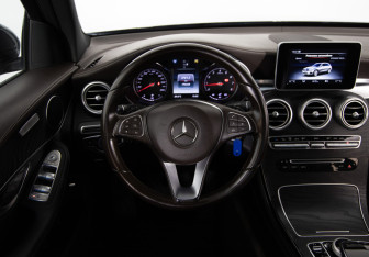Подержанный автомобиль Mercedes-Benz GLC Coupe 2016 года (10 фото)