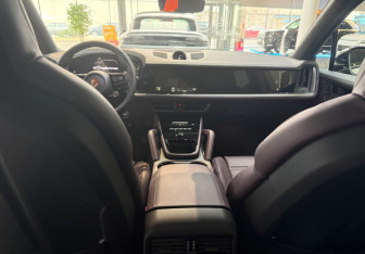 Новый Porsche Cayenne 2025 (6 фото)