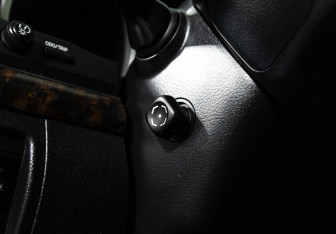 Подержанный автомобиль Toyota Land Cruiser Suv 2014 года (20 фото)