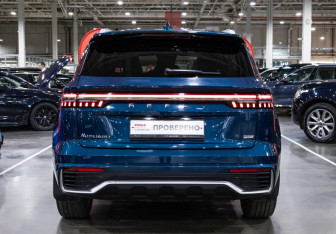 Подержанный автомобиль Geely Monjaro 2023 года (13 фото)