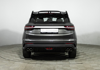 Подержанный автомобиль Geely Coolray 2023 года (6 фото)