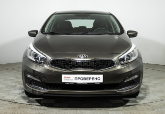 Подержанный автомобиль Kia Ceed Hatchback 2017 года (2 фото)