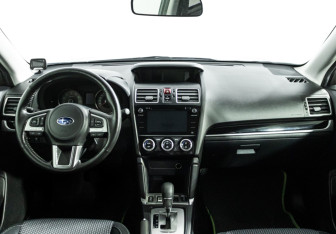 Подержанный автомобиль Subaru Forester Suv 2017 года (13 фото)