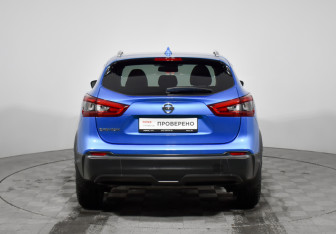 Подержанный автомобиль Nissan Qashqai 2020 года (6 фото)