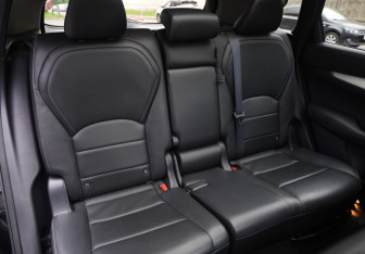 Подержанный автомобиль Infiniti QX50 2018 года (27 фото)