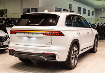 Новый Geely Monjaro 2025 (4 фото)