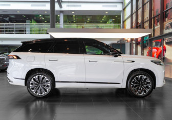 Новый Jaecoo J8 2025 (4 фото)