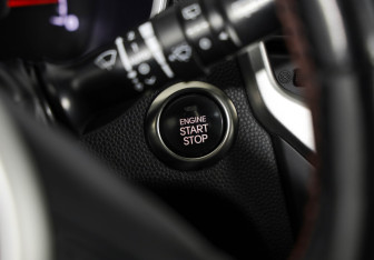 Подержанный автомобиль Kia Venga 2015 года (14 фото)