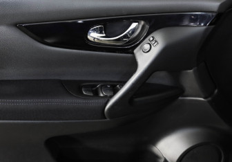 Подержанный автомобиль Nissan Qashqai 2014 года (21 фото)