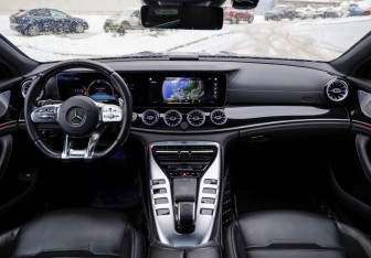Подержанный автомобиль Mercedes-Benz AMG GT Liftback 2021 года (12 фото)