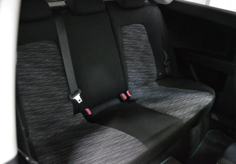 Подержанный автомобиль Kia Ceed Hatchback 2009 года (13 фото)